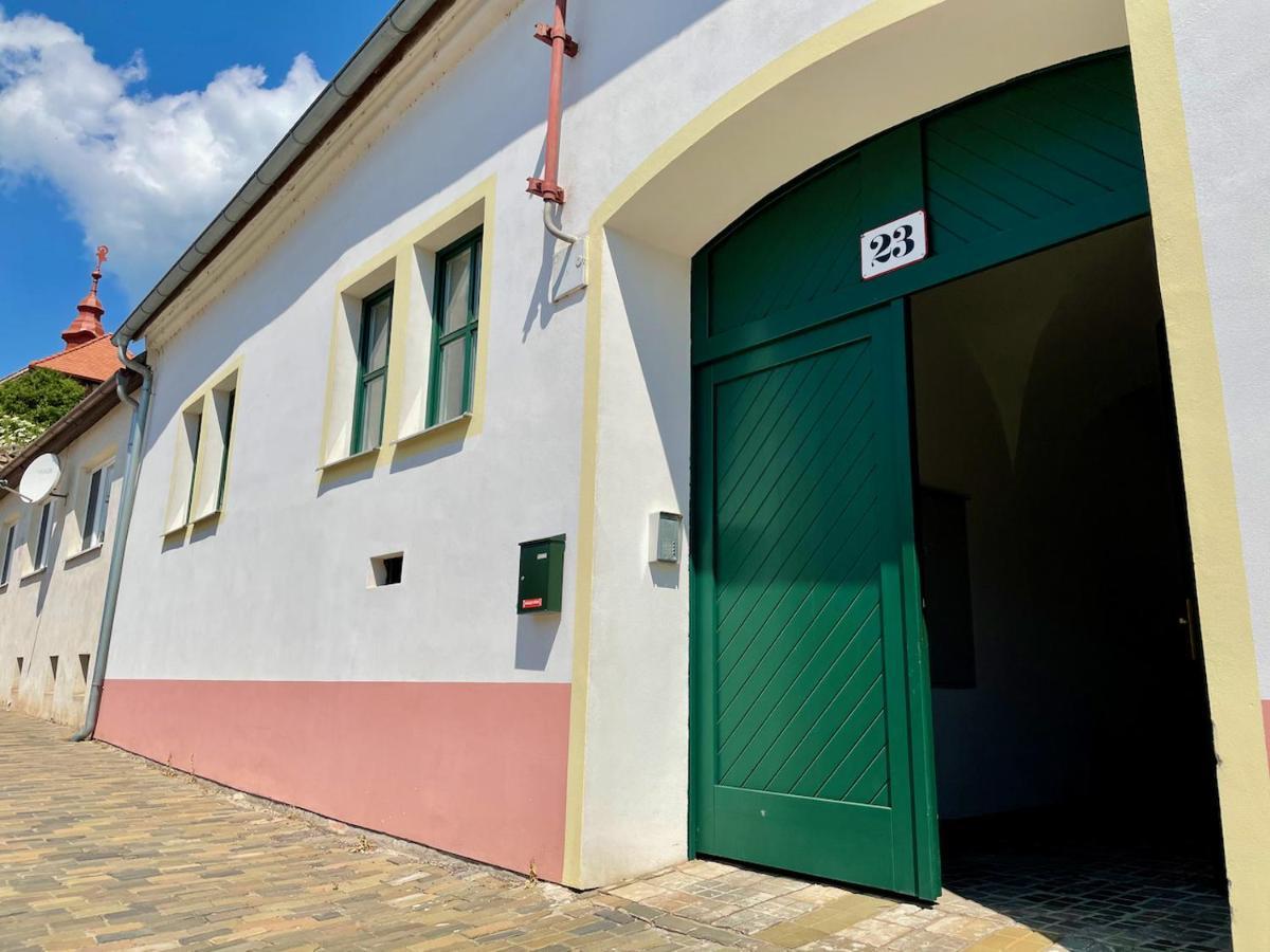 Bezauberndes Gaestehaus In Šatov Dış mekan fotoğraf