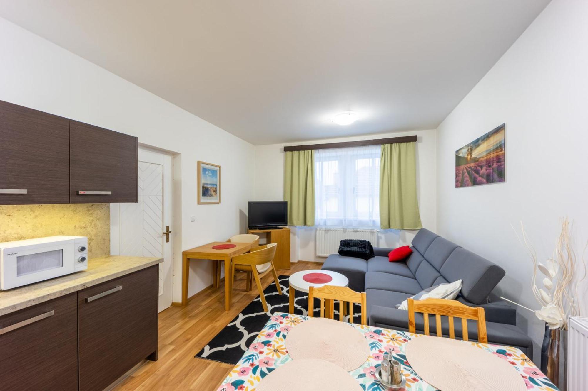 Bezauberndes Gaestehaus In Šatov Dış mekan fotoğraf